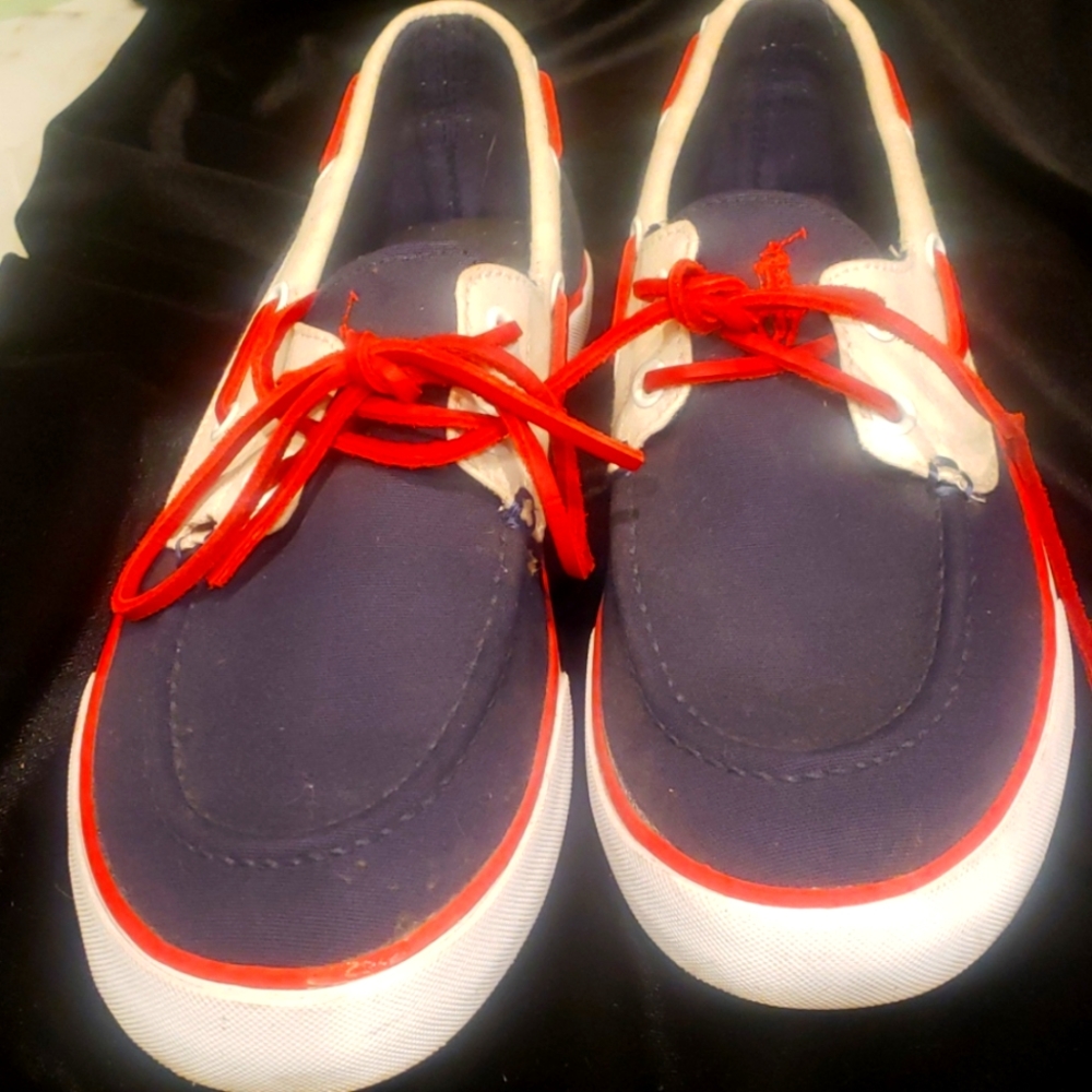 Men boat shoes